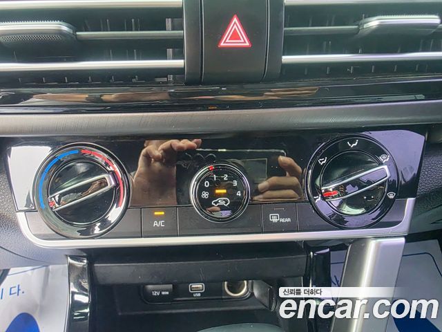 Kia Seltos Gasoline 1.6 Turbo 2WD Prestige 2020 — фото 18