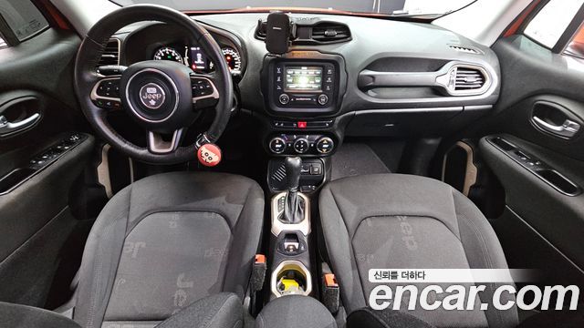 Jeep Renegade 2.4 Longitude 2015 — фото 7