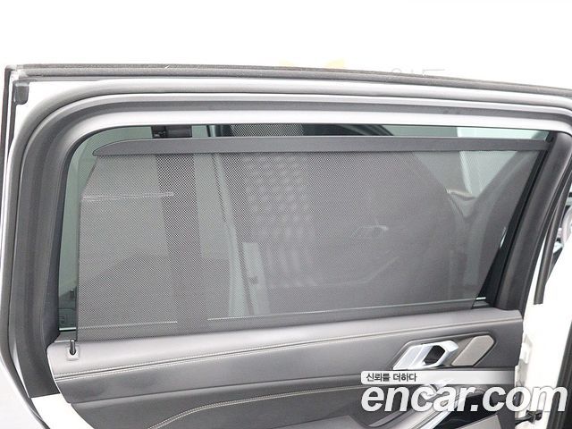 BMW X7 (G07) xDrive 40i M Sport 6STR 2024 — фото 16