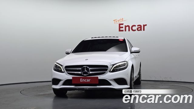 Mercedes-Benz C-Class (W205) C220 d 4MATIC 2020 — фото 3