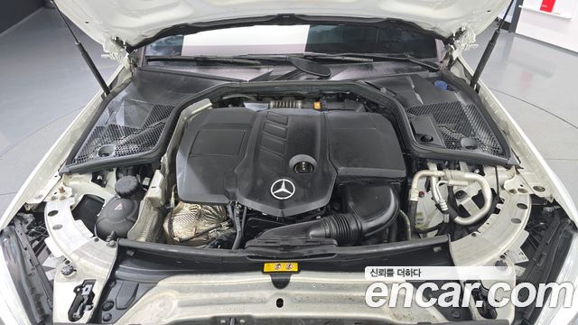 Mercedes-Benz C-Class (W205) C220 d 4MATIC 2020 — фото 6