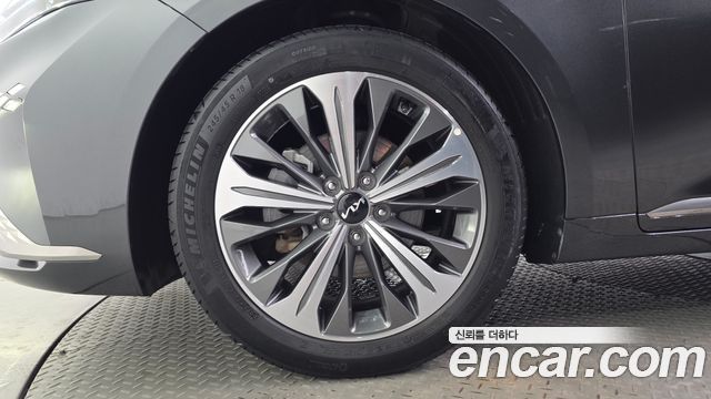 Kia K8 Hybrid Signature 2023 — фото 5