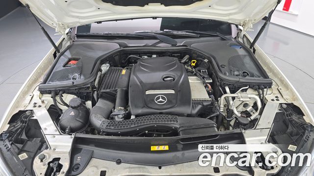 Mercedes-Benz E-Class (W213) E300 4MATIC Avnatgarde 2017 — фото 6