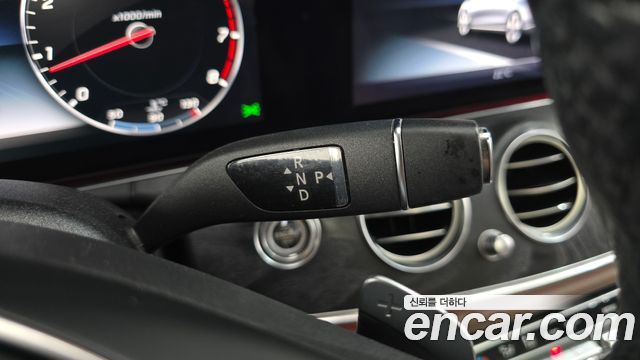 Mercedes-Benz E-Class (W213) E300 4MATIC Avnatgarde 2017 — фото 9