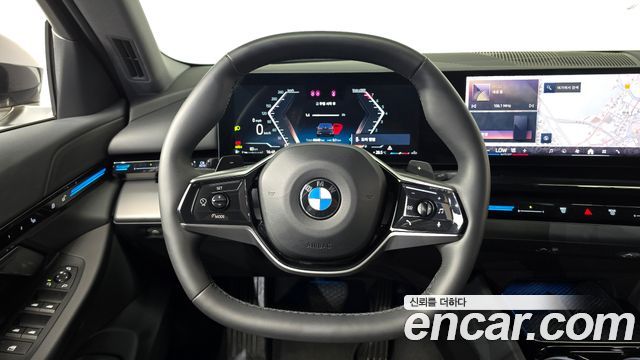 BMW 5 Series (G60) 520i 2024 — фото 14