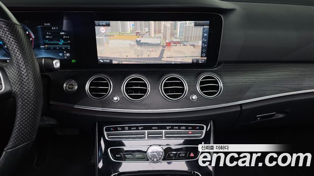 Mercedes-Benz E-Class (W213) E300 Avantgarde 2017 — фото 14