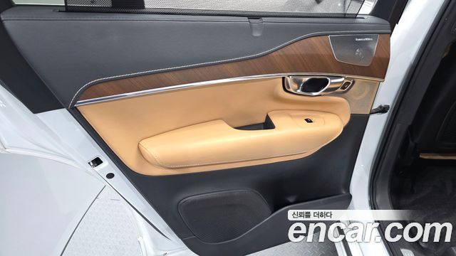 Volvo XC90 (II) D5 Inscription 2019 — фото 25