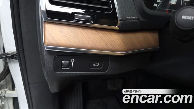 Volvo XC90 (II) D5 Inscription 2019 — фото 28