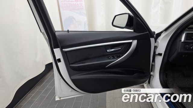 BMW 3 Series (F30) 320d M Sport Shadow 2018 — фото 30