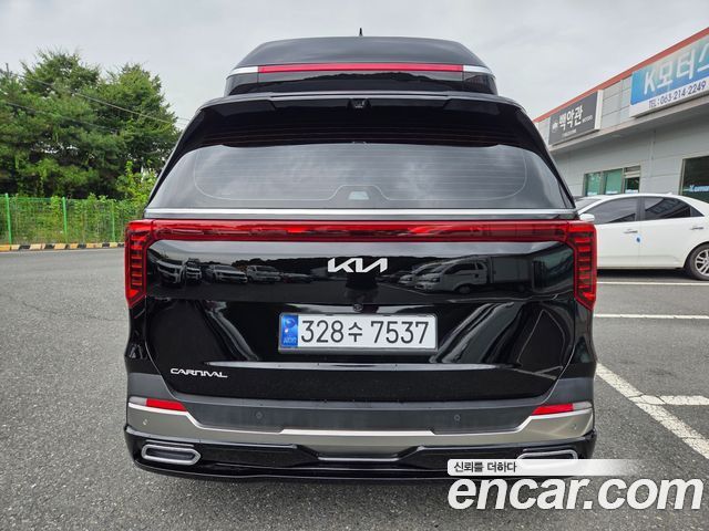 Kia Carnival (IV) Gasoline 9-Seater Hi Limousine Signature 2025 — фото 4