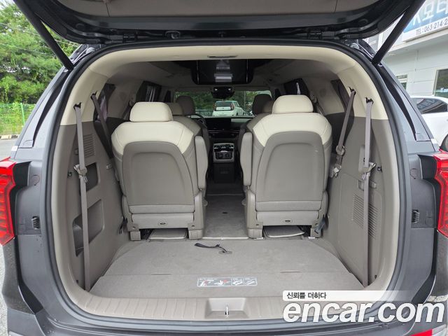 Kia Carnival (IV) Gasoline 9-Seater Hi Limousine Signature 2025 — фото 15