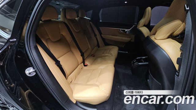 Volvo S90 B6 AWD Ultimate Bright 2023 — фото 11