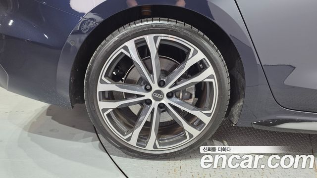 Audi A5 (B10) 45 TFSI Quattro S Line 2026 — фото 5