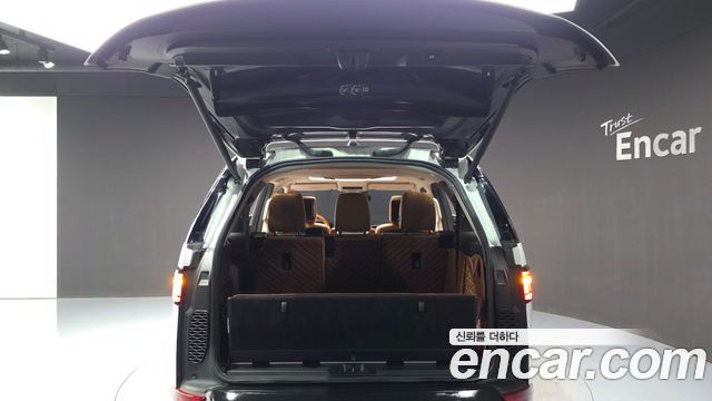 Land Rover Discovery 5 3.0 SD6 HSE Luxury 2019 — фото 20