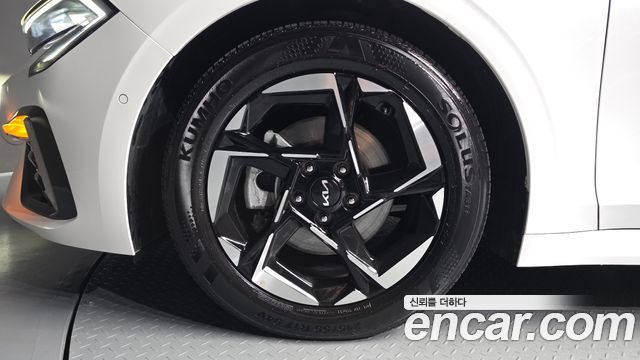 Kia K5 (III) 2.0 Noblesse 2024 — фото 5