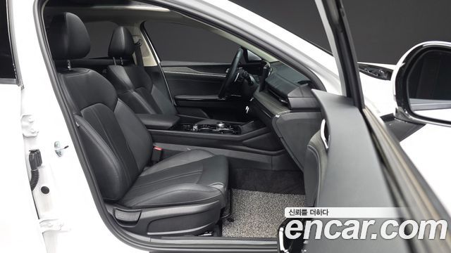 Kia K5 (III) 2.0 Noblesse 2024 — фото 11