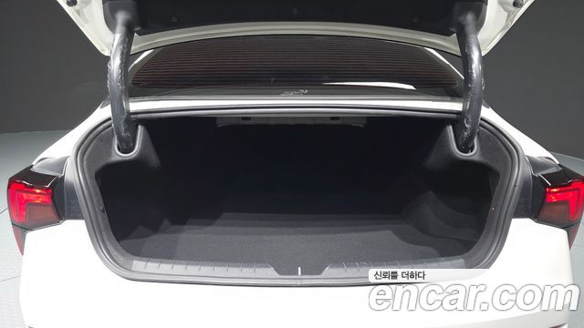 Kia K5 (III) 2.0 Noblesse 2024 — фото 20