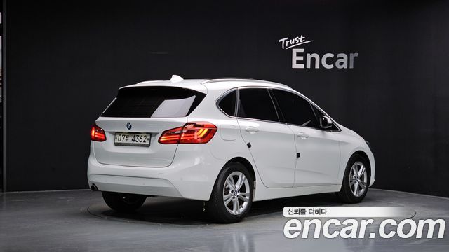 BMW 2 Series Active Tourer (F45) Joy 2017 — фото 2