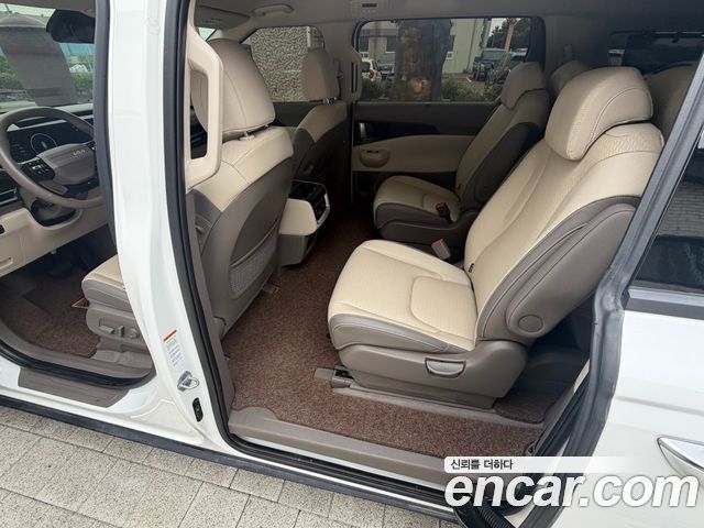 Kia Carnival (IV) Gasoline 9-Seater Signature 2025 — фото 21