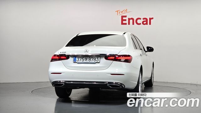Mercedes-Benz E-Class (W213) E250 Exclusive 2023 — фото 4