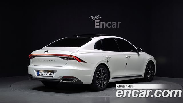 Hyundai Grandeur (IG) 3.0 LPi Rent Car Premium 2021 — фото 2