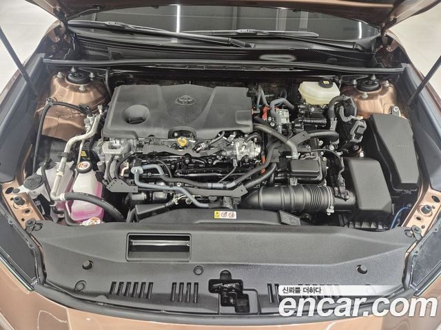 Toyota Camry (XV80) 2.5 XLE Premium Hybrid 2025 — фото 6