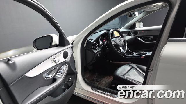 Mercedes-Benz C-Class (W205) C220 d Avantgarde 2018 — фото 10
