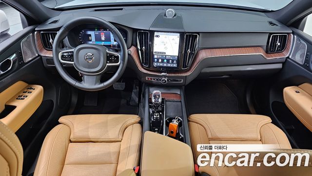 Volvo XC60 (II) T8 Ultra Bright 2025 — фото 7