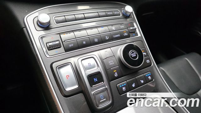 Hyundai Santa Fe Diesel 2.2 2WD Premium Choice 2021 — фото 9