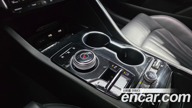 Kia K5 (III) 2.0 Signature 2020 — фото 9