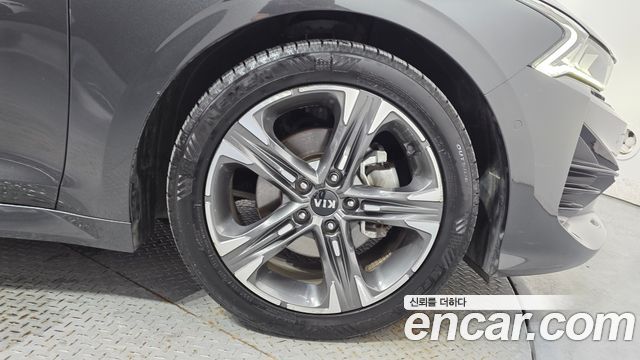 Kia K5 (III) 2.0 Signature 2020 — фото 21