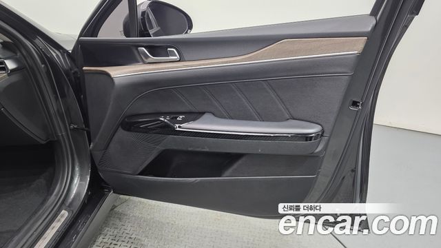 Kia K5 (III) 2.0 Signature 2020 — фото 24