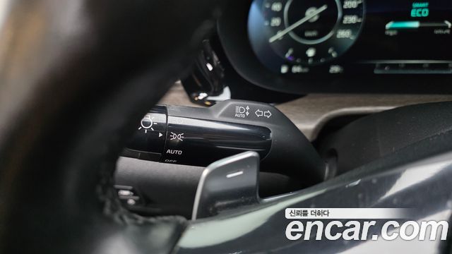 Kia K5 (III) 2.0 Signature 2020 — фото 28