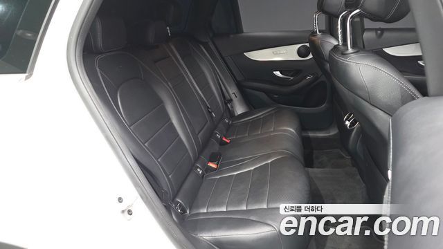 Mercedes-Benz GLC-Class (X253) GLC300e 4MATIC 2021 — фото 12