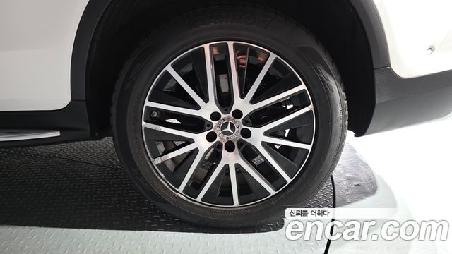 Mercedes-Benz GLC-Class (X253) GLC300e 4MATIC 2021 — фото 44