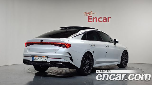 Kia K5 (III) 1.6 Turbo Signature 2021 — фото 2