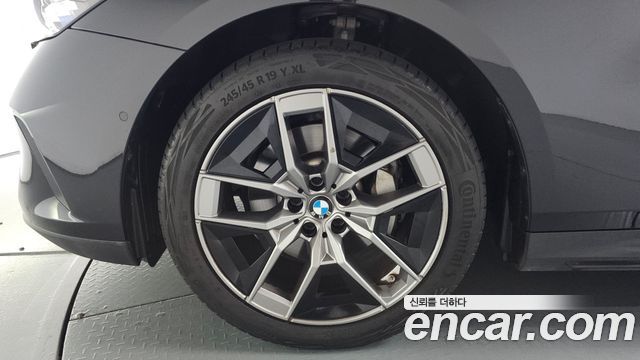 BMW 5 Series (G60) 530i xDrive 2024 — фото 5