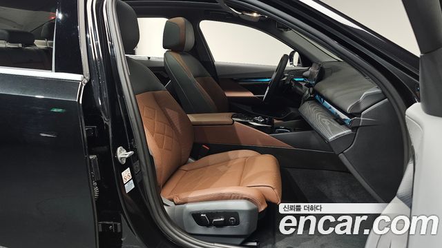 BMW 5 Series (G60) 530i xDrive 2024 — фото 10
