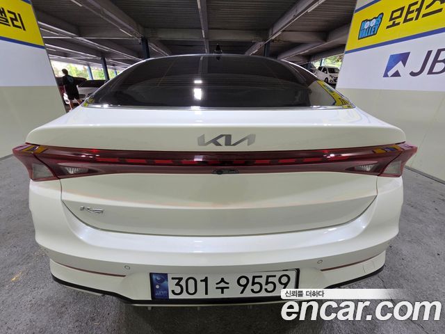 Kia K5 (III) 2.0 Prestige 2022 — фото 4