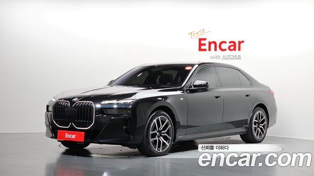 BMW 7 Series (G70) 740d xDrive M Sport 2025 — фото 1