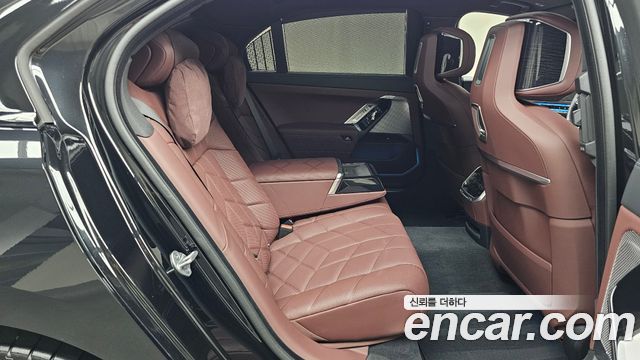 BMW 7 Series (G70) 740d xDrive M Sport 2025 — фото 26
