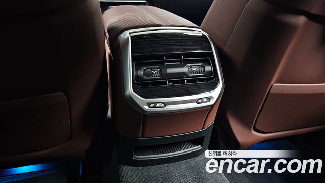 BMW 7 Series (G70) 740d xDrive M Sport 2025 — фото 34
