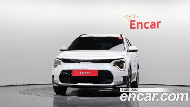 Kia Niro EV Air 2023 — фото 3
