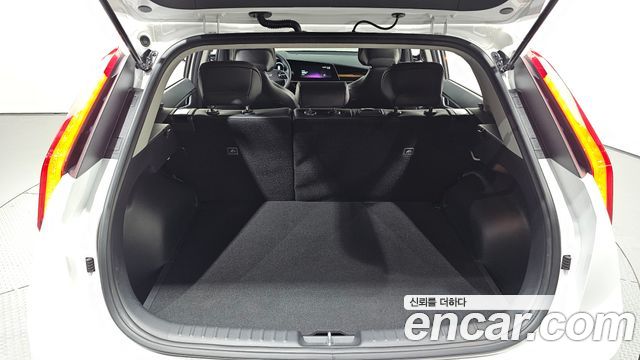 Kia Niro EV Air 2023 — фото 16