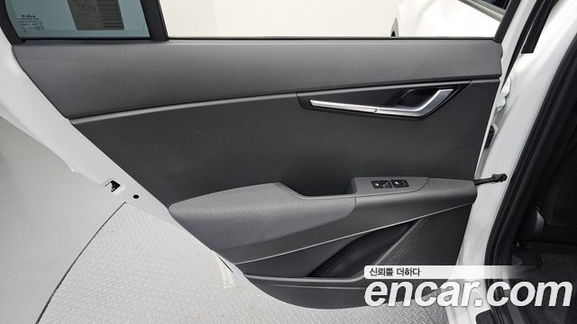 Kia Niro EV Air 2023 — фото 25