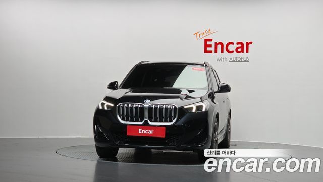 BMW iX1 (U11) xDrive 30 M Sport 2023 — фото 3