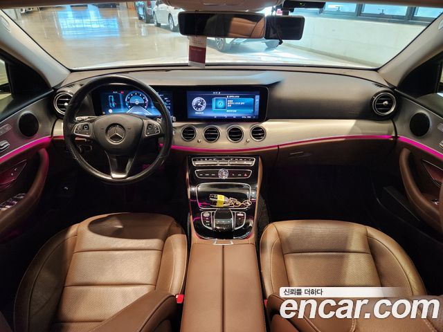 Mercedes-Benz E-Class (W213) E300 AMG Line 2017 — фото 6