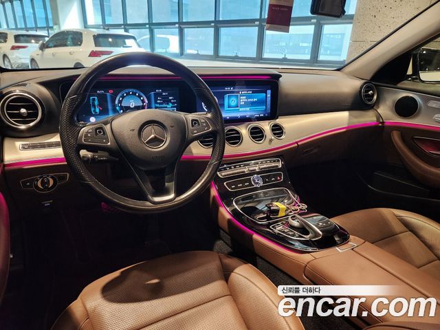 Mercedes-Benz E-Class (W213) E300 AMG Line 2017 — фото 9