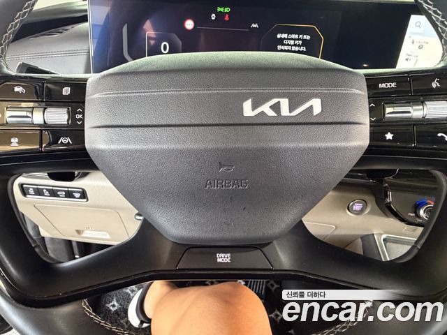 Kia Carnival (IV) HEV 9seater Signature 2025 — фото 16