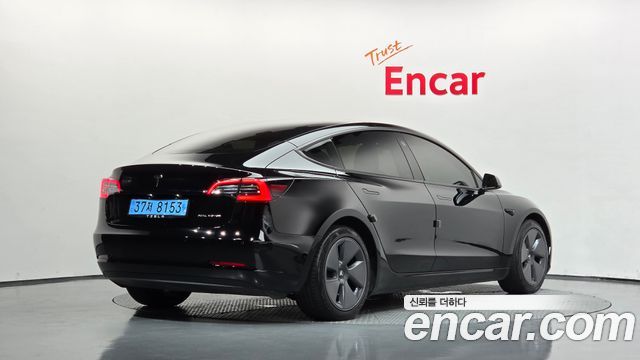 Tesla Model 3 Long Range AWD 2022 — фото 2